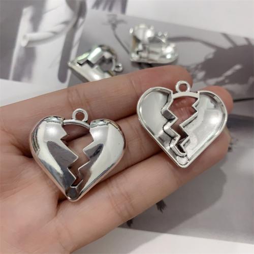 Tibetan Style Heart Pendants, antique silver color plated, DIY, 32x30mm, 100PCs/Bag, Sold By Bag