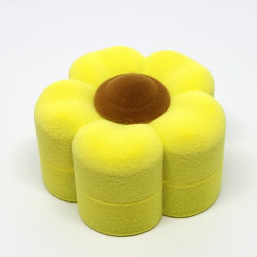 Flocking Fabric Ring Box, portable & dustproof, more colors for choice, 60x60x37mm, Sold By PC