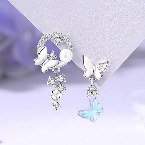 Argent sterling 925 Boucles d'oreilles asymétriques, avec verre & perle de plastique, papillon, Plaqué de platine, pavé de micro zircon & pour femme, short earring size 6.9x16.8mm, long earring size 9.4x20mm, Vendu par paire