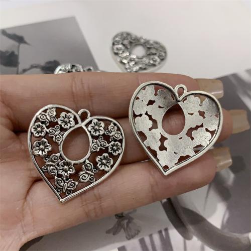 Tibetan Style Heart Pendants, antique silver color plated, DIY, 32x31mm, 100PCs/Bag, Sold By Bag