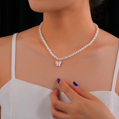 Plastic Pearl Necklace, with Acrylic, with 7cm extender chain, fashion jewelry & different designs for choice, more colors for choice, Length:40 cm, Sold By PC