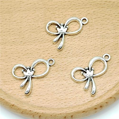 Tibetan Style Bowknot pendentifs, alliage de zinc, Noeud papillon, Plaqué de couleur d'argent, DIY, 23x23mm, 100PC/sac, Vendu par sac