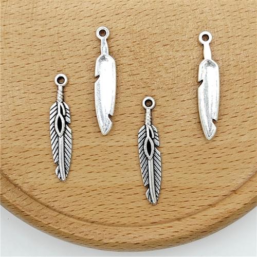 Pendentifs de Feather alliage zinc, alliage de zinc, forme de plume, Plaqué de couleur d'argent, DIY, 5x26mm, 100PC/sac, Vendu par sac