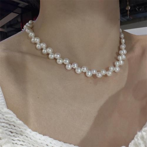 Collier de chaîne en laiton de perles d'eau douce, perle d'eau douce cultivée, avec laiton, Placage de couleur d'or, bijoux de mode, blanc, Longueur:40 cm, Vendu par PC