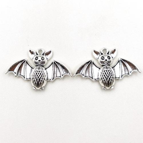 Pendentifs animaux en alliage de zinc, Chauve-souris, Plaqué de couleur d'argent, Halloween Design & DIY, 40x26mm, Vendu par PC