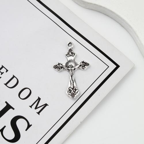 Pendentifs croix en alliage de zinc  , Plaqué de couleur d'argent, DIY, 20x3x33mm, 500PC/kg, Vendu par kg