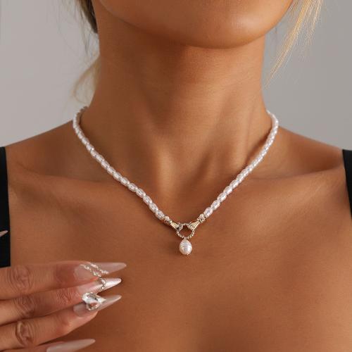 perle d'eau douce cultivée collier, avec alliage de zinc, avec 1.9inch chaînes de rallonge, Placage de couleur d'or, bijoux de mode & pour femme, Longueur:Environ 16.5 pouce, Vendu par PC