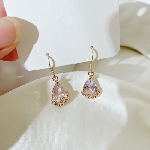 Boucles d'oreilles en alliage de zinc, avec zircon cubique, Placage, bijoux de mode & styles différents pour le choix & pour femme, plus de couleurs à choisir, Vendu par paire