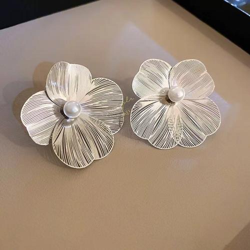 Tibetan Style Stud Earring, with Plastic Pearl, Flower, plated, fashion jewelry & for woman & hollow, more colors for choice, 52x52mm, Sold By Pair