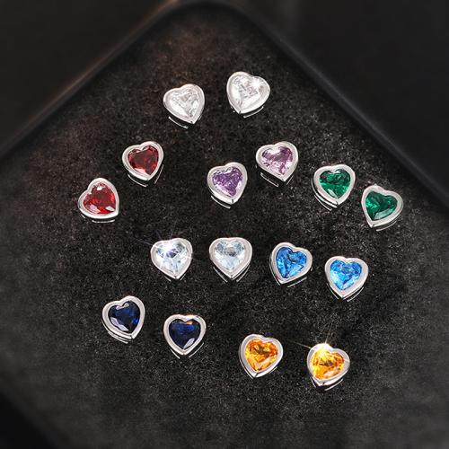 Cúbicos Circonia Pendiente Latón Micro pavimenta, metal, Corazón, Joyería & micro arcilla de zirconia cúbica & para mujer, más colores para la opción, 6x6mm, Vendido por Par