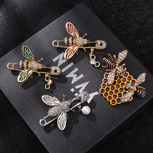 Tibetan Style Brooches, Bee, different styles for choice & for woman & enamel & with rhinestone, Sold By PC