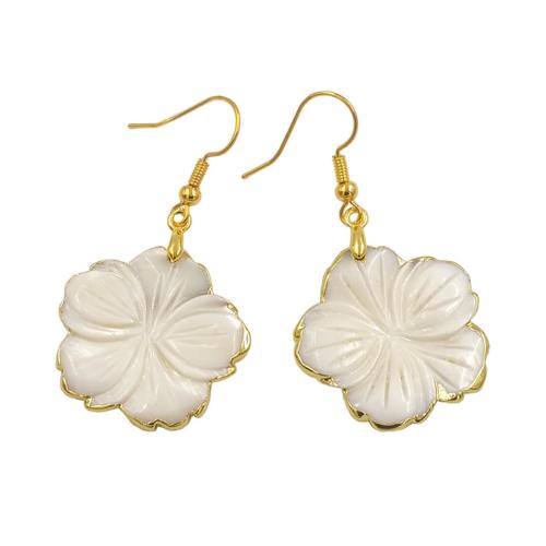 Boucles d'oreilles pendantes en laiton, avec coquille, fleur, Placage de couleur d'or, bijoux de mode & pour femme, blanc, protéger l'environnement, sans nickel, plomb et cadmium, 25x45mm, Vendu par paire