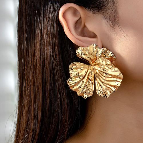 Tibetan Style Stud Earring, petals, plated, for woman, gold, Sold By Pair