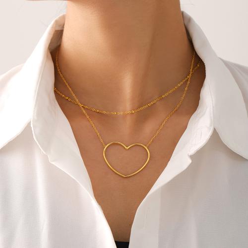 Collier de bijoux en acier inoxydable, Acier inoxydable 304, coeur, Placage de couleur d'or, styles différents pour le choix & pour femme, plus de couleurs à choisir, Vendu par PC