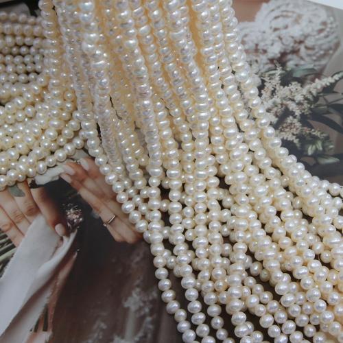 Natural Freshwater Pearl Loose Beads, Slightly Round, DIY, white, 4mm, Sold Per Approx 38 cm Strand