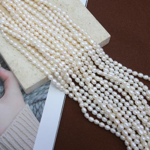 Cultured Rice Freshwater Pearl Beads, DIY, white, about:4-5mm, Sold Per Approx 38 cm Strand