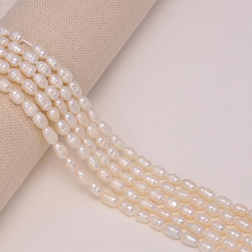 Cultured Rice Freshwater Pearl Beads, DIY, white, about:4-5mm, Sold Per 35 cm Strand