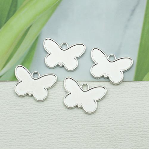 Pendentifs animaux en alliage de zinc, papillon, Placage de couleur argentée, DIY, blanc, protéger l'environnement, sans nickel, plomb et cadmium, 26x14mm, 100PC/sac, Vendu par sac