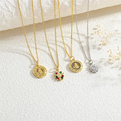 Circón cúbico Micro pavimentar collar de cobre amarillo, metal, con 5cm extender cadena, chapado, Diferente forma para la elección & Joyería & micro arcilla de zirconia cúbica & para mujer, más colores para la opción, libre de níquel, plomo & cadmio, longitud:aproximado 40 cm, Vendido por UD