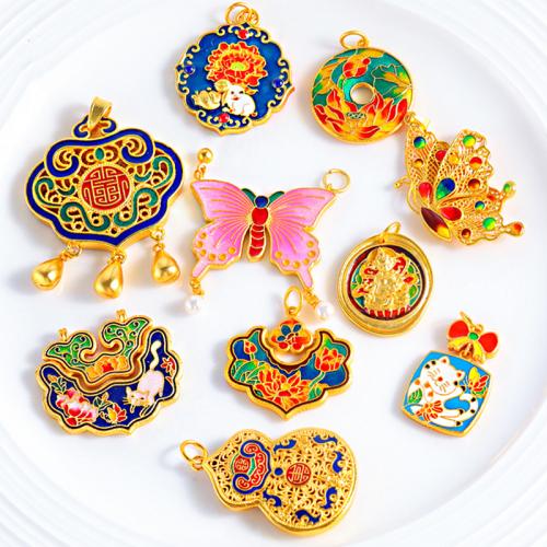 Brass Jewelry Pendants, sang gold plated, DIY & different styles for choice & enamel, Sold By PC