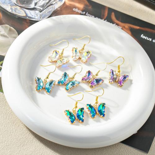 Boucles d'oreilles cristal, laiton, avec cristal, papillon, bijoux de mode & pour femme, plus de couleurs à choisir, 15x20mm, Vendu par paire