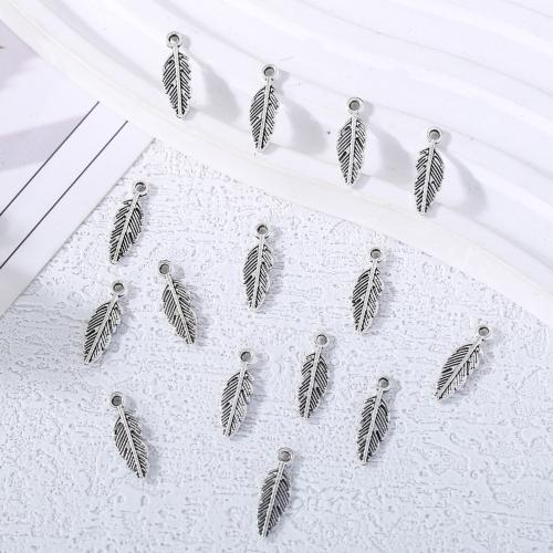 Pendentifs de Feather alliage zinc, alliage de zinc, forme de plume, Plaqué de couleur d'argent, DIY, protéger l'environnement, sans nickel, plomb et cadmium, 15x5mm, Environ 100PC/sac, Vendu par sac