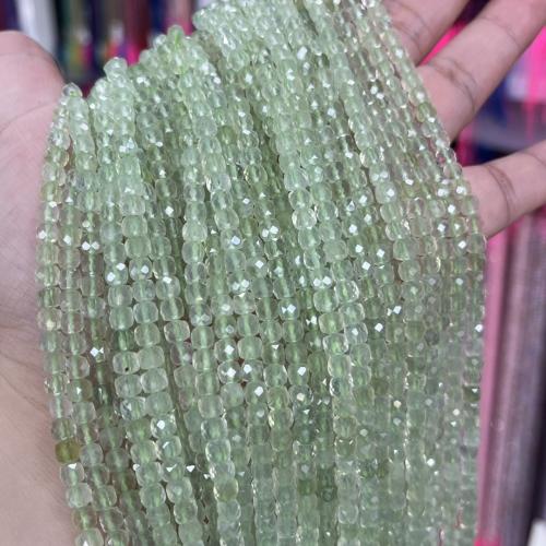 Perles bijoux en pierres gemmes, Prehnite nature, cube, DIY, vert, 4mm, Vendu par Environ 38 cm brin