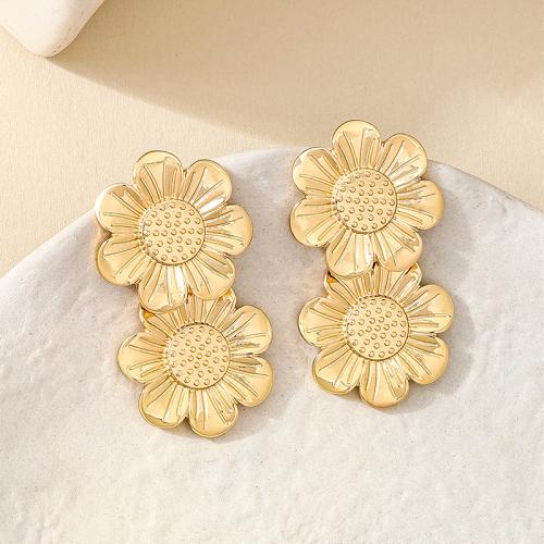 Tibetan Style Stud Earring, petals, plated, for woman, gold, Sold By Pair