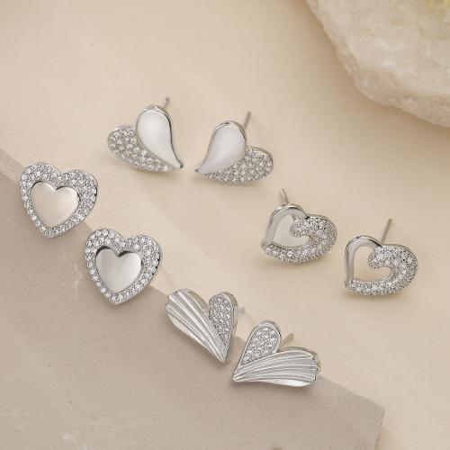 Cúbicos Circonia Pendiente Latón Micro pavimenta, metal, Corazón, chapado en color de plata, diferentes estilos para la opción & micro arcilla de zirconia cúbica & para mujer, más colores para la opción, libre de níquel, plomo & cadmio, Vendido por Par