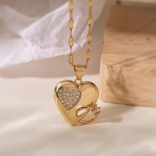 Circón cúbico Micro pavimentar collar de cobre amarillo, metal, Corazón, chapado en color dorado, micro arcilla de zirconia cúbica & para mujer, libre de níquel, plomo & cadmio, Vendido por UD