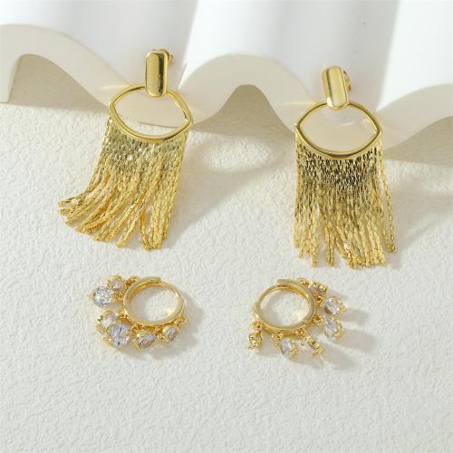 Fashion Fringe Boucles d'oreilles, laiton, avec zircon cubique, Placage de couleur d'or, bijoux de mode & styles différents pour le choix & pour femme, plus de couleurs à choisir, protéger l'environnement, sans nickel, plomb et cadmium, Vendu par paire