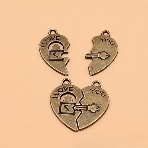 Colgantes de Aleación de Zinc en Forma de Corazón, chapado en color bronce antiguo, Bricolaje, 29x26mm, 100PCs/Bolsa, Vendido por Bolsa