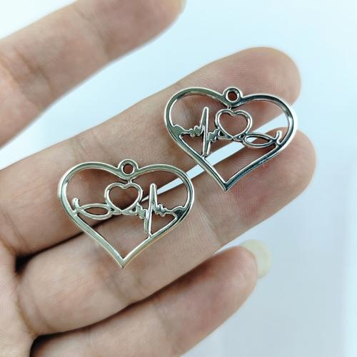 Tibetan Style Heart Pendants, antique silver color plated, DIY, nickel, lead & cadmium free, 31x25mm, 100PCs/Bag, Sold By Bag