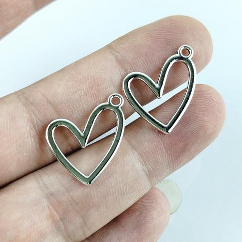 Tibetan Style Heart Pendants, antique silver color plated, DIY, nickel, lead & cadmium free, 30x27mm, 100PCs/Bag, Sold By Bag