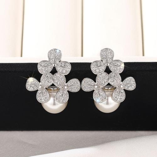 Brass Stud Earring, with Plastic Pearl, Flower, plated, fashion jewelry & for woman, Sold By Pair