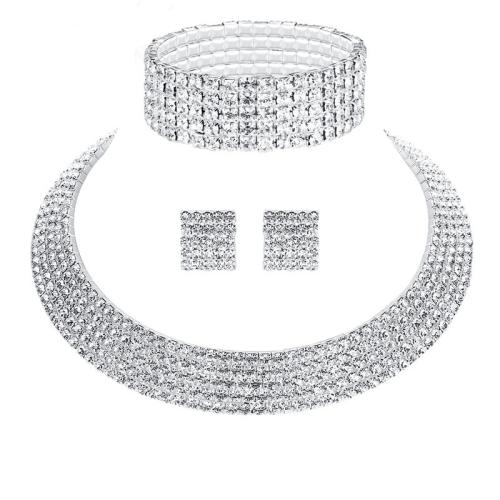 Parures de bijoux en alliage zinc, Boucle d’oreille stud & bracelet & collier, alliage de zinc, Placage, styles différents pour le choix & pour femme & avec strass, couleur platine, Vendu par fixé