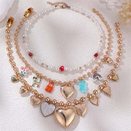 Collier de bijoux en alliage de zinc, avec Plastique ABS perle, Placage de couleur d'or, bijoux de mode & modèles différents pour le choix & émail, plus de couleurs à choisir, protéger l'environnement, sans nickel, plomb et cadmium, Vendu par PC