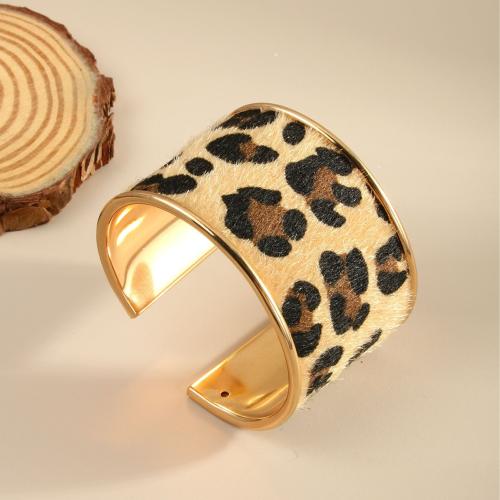 Tibetan Style Bangle, gold color plated, fashion jewelry, golden, nickel, lead & cadmium free, Sold By PC