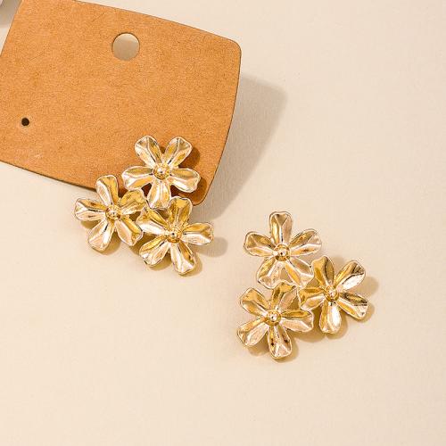 Tibetan Style Stud Earring, petals, plated, for woman, gold, Sold By Pair