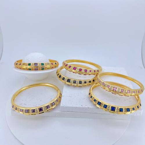 Bracelets en laiton, Placage de couleur d'or, pavé de micro zircon & pour femme, plus de couleurs à choisir, protéger l'environnement, sans nickel, plomb et cadmium, Vendu par PC