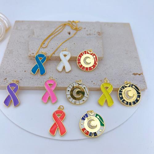 Cúbicos Circonia Colgante Latón Micro pavimenta, metal, chapado en color dorado, Bricolaje & diferentes estilos para la opción & micro arcilla de zirconia cúbica & esmalte, más colores para la opción, libre de níquel, plomo & cadmio, Vendido por UD