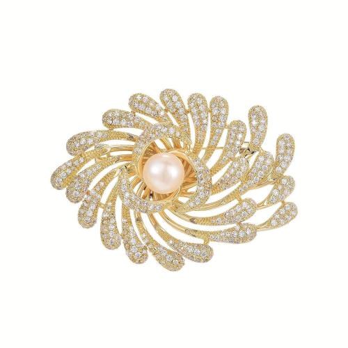 Broche de concha de mar del sur, metal, con Shell Pearl, chapado, micro arcilla de zirconia cúbica & para mujer, dorado, 40x55mm, Vendido por UD