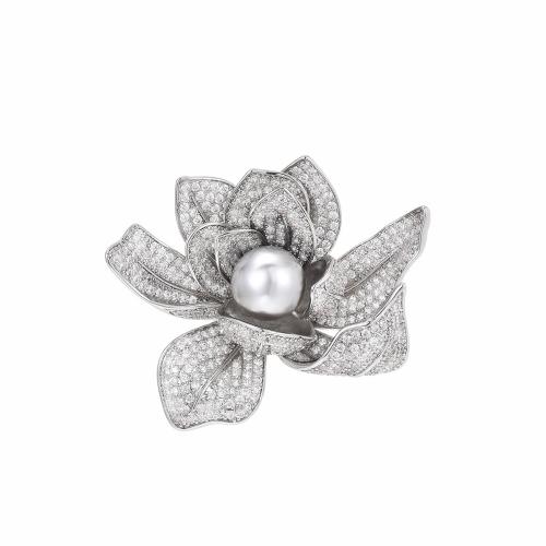 Broche de concha de mar del sur, metal, con Shell Pearl, chapado, micro arcilla de zirconia cúbica & para mujer, plateado, 35x40mm, Vendido por UD