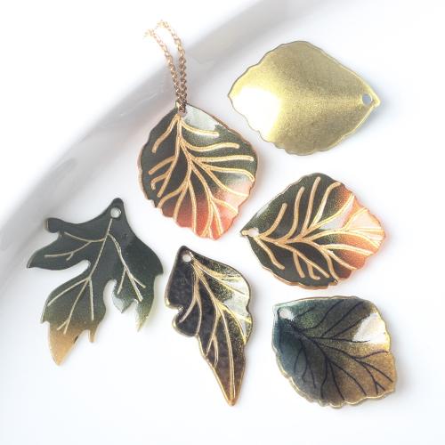 Resin Pendant, Leaf, DIY & different size for choice, more colors for choice, Approx 100PCs/Bag, Sold By Bag