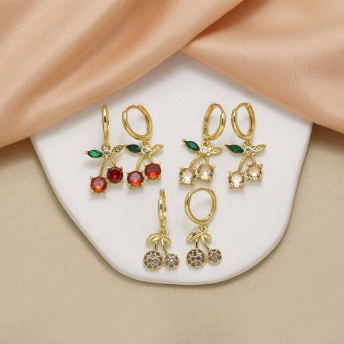 Boucles d'oreilles en laiton zircon cubique pavent, Placage de couleur d'or, bijoux de mode & modèles différents pour le choix & pavé de micro zircon, plus de couleurs à choisir, protéger l'environnement, sans nickel, plomb et cadmium, Vendu par paire