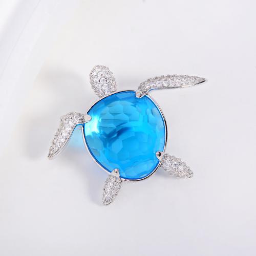 Broche zircon, laiton, tortue, Placage de couleur argentée, bijoux de mode & pavé de micro zircon, bleu, protéger l'environnement, sans nickel, plomb et cadmium, 42x32mm, Vendu par PC