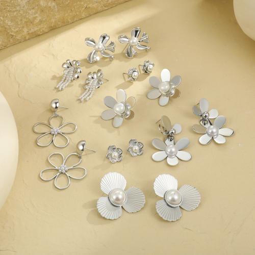 Boucle d'oreille de gaujon en acier inoxydable, Acier inoxydable 304, fleur, Placage, bijoux de mode & styles différents pour le choix & pour femme, couleur originale, Vendu par paire