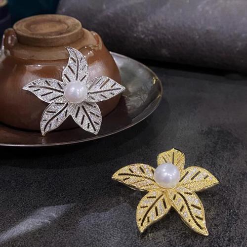 Plástico Broche Perla, aleación de zinc, con Perlas plásticas, Flor, chapado, para mujer & con diamantes de imitación, más colores para la opción, 45mm, Vendido por UD