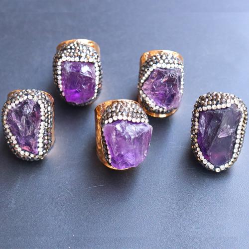 Natural Bague Quartz, laiton, avec améthyste, Placage de couleur d'or, envoyé au hasard & unisexe & avec strass, violet, protéger l'environnement, sans nickel, plomb et cadmium, inner diameter:17~20mm, Vendu par PC