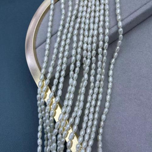 Cultured Rice Freshwater Pearl Beads, DIY, white, about:2-3mm, Approx 76PCs/Strand, Sold By Strand